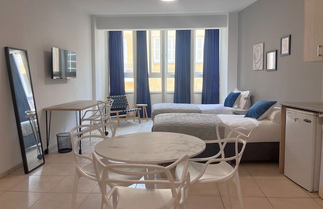 Phaedrus Living: Hoopoe Residencies 105 - Photo 4