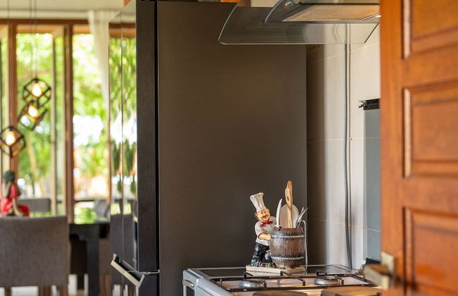 The Villa - Luxury Private Pool Villa - Photo 17