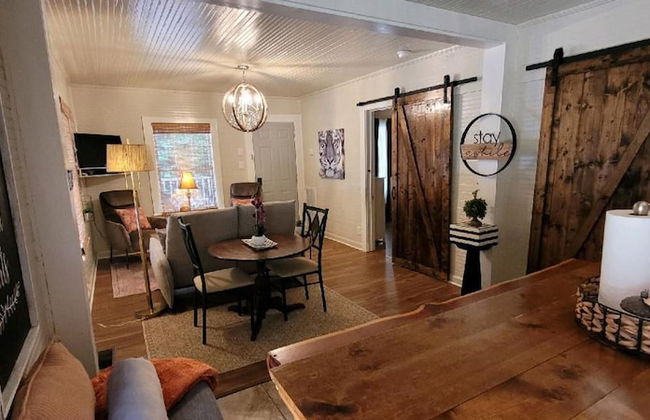 Clemson Memorabilia House - Foto 19