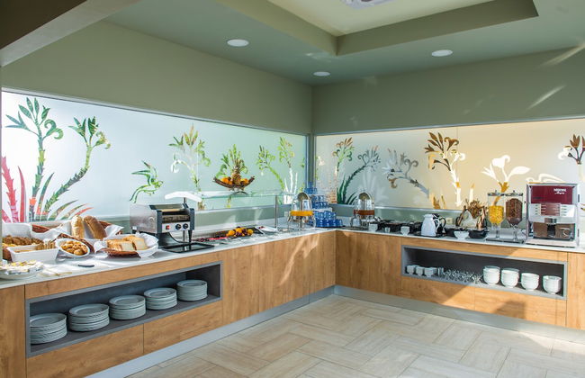 Bella Elena - Photo 30