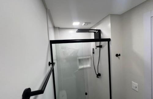 Loft de Luxo "Novo" no Coração de Blumenau a 10min a Pé da Vila Germânica - Foto 29