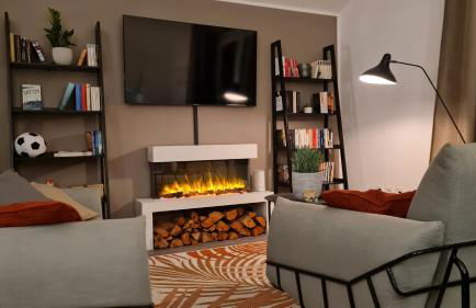 Penthouse in Villa am Wasser + Parken + WLAN + Netflix +Kamin - Foto 10