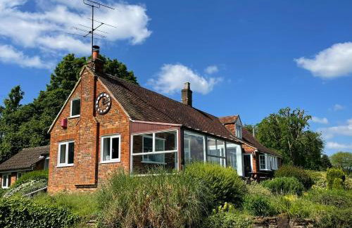 Waterside Cottage - Sleeps 11 on Grand Union Canal - Photo 27