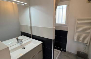 Petit cocon à deux pas d aix - Foto 5