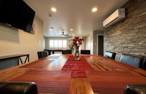 Lux Private Home - Pool, Billiards, 8 Smart TVs, Board Games, Cotton Bedding - The Stone Sanctuary at McCullough Hills Trailhead - Foto 17