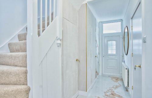 AV MODERN HOMES-House for 7 Guests near City Centre - Foto 28