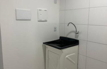 Loft um dormitório completo ao lado do consulado americano - Foto 8