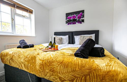 Milton Keynes for Families and Contractors with Private Parking - Foto 28