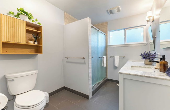 Modern Sonoma Stay w/ Spacious Deck, Views & Prime Location Bennett - Foto 36