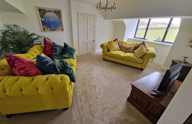 Luxury Penthouse Apartment - Beautiful Countryside - Photo 4