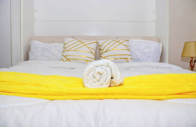 Lux Studio Jkia Airport View Suite - Photo 6