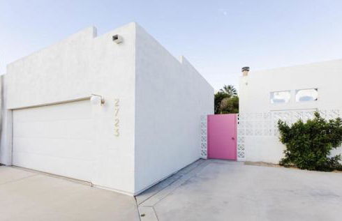 The Pink Paloma - A Barbie Inspired Villa in Palm Springs - Photo 7