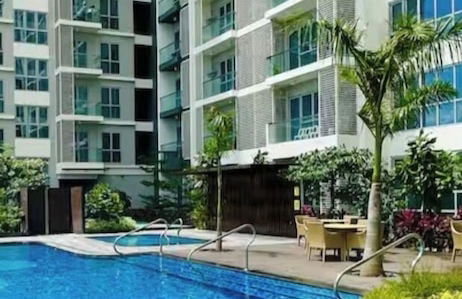 S & E condo with Panoramic view - Photo 25