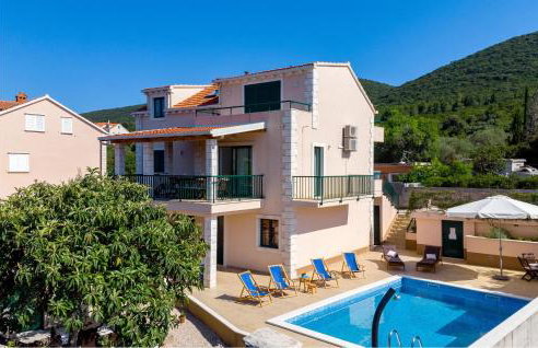 Beautiful Home In Pupnat - Photo 14