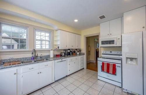 Harrisonburg Hidden Gem Across from JMU & Hotspots - Foto 4