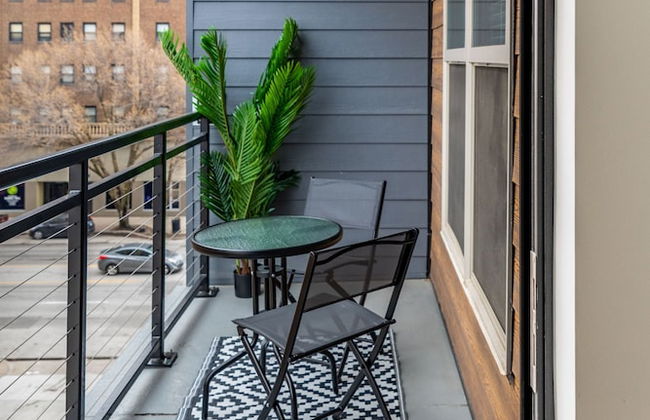 Brand New Suite in Kansas City - Photo 30