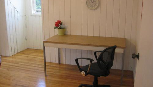 Secluded, Charming and Unique! Spacious Apartment EXCELLENT Central Location - Foto 5