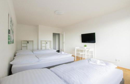 Tolstov Apartments - 1 or 3 Room Apartments with Balcony - 20 Min Messe DUS & Airport DUS - Foto 31