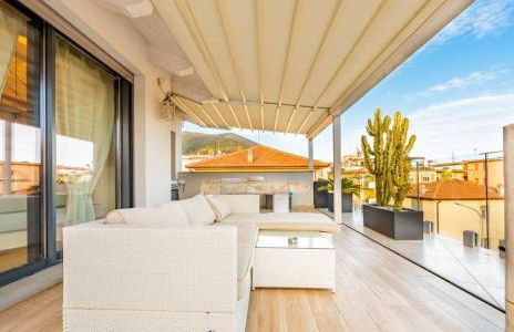 Appartamento Spotorno con ampio terrazzo attrezzato anche con angolo cottura - Foto 59