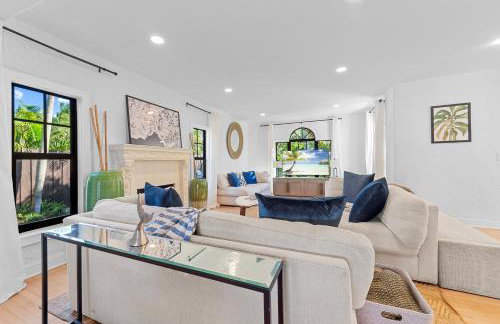 Sunny 4BR Getaway Pool & Private Guest Suite - Foto 14