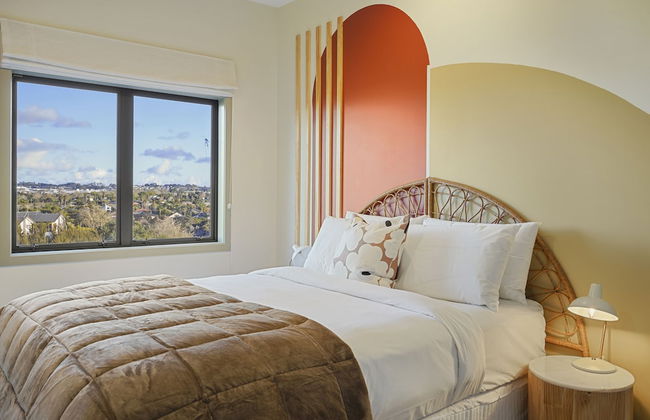 Super Chic Apt nr Albany Mall - Carpark - Foto 7