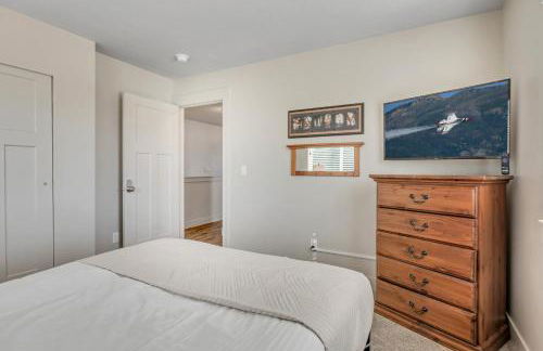 Hill Field 3 by CDH - Photo 22