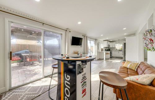 Game Room, Patio! Lake Worth Beach Family Retreat - Foto 12