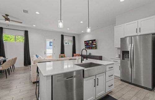Stylish Austin Stay - Spacious Design - Lux Home - Foto 14