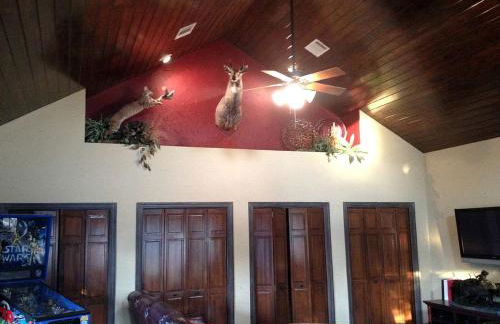 Stunning Luxury Estate on Private Lake in Texas Hill Country near Austin - Foto 16