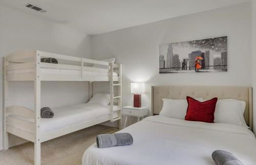 6BR 3,5BA Home Pool, Hot Tub, Game Room -16 Guests - Foto 36