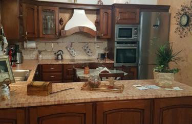 HoneyHouse - Photo 42