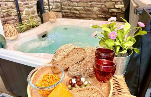 *Brecon Beacons,Log Burner, hot tub Dogs Welcome* - Photo 30