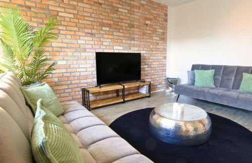 SHINYHOMEZ - Familienfreundliche Ferienwohnung in Geestland am Wattenmeer mit Terrasse, Küche und WLAN - Foto 5