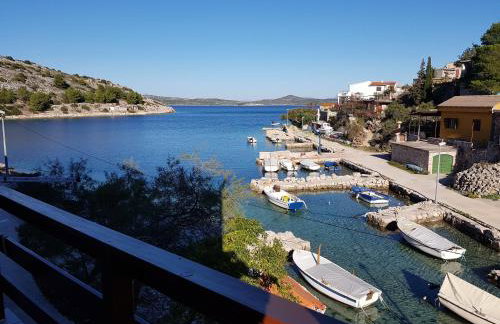 Apartments by the sea Cove Koromasna, Zirje - 15166 - Foto 7