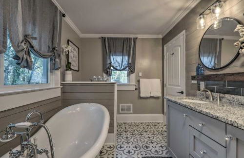 Peaceful Renovated Home with Deck on Half Acre! - Foto 16