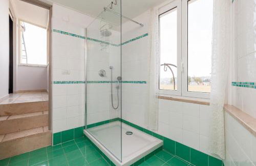 Bright Rooftop by Napoliapartments - Foto 5