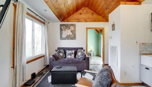 Faith Cabin in Cosby Fire Pit and Covered Deck - Foto 4