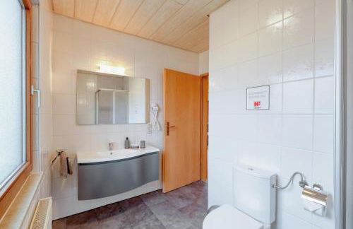 Seepark Kirchheim Ferienhaus bei Nina mit Sauna - Photo 18