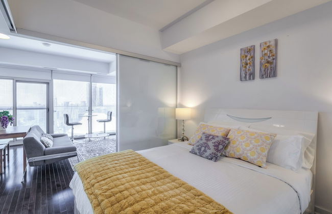 Maple Leaf Square - Photo 44