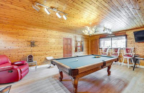 Wraparound Deck and Grill Wrightwood Cabin Near PCT - Foto 2