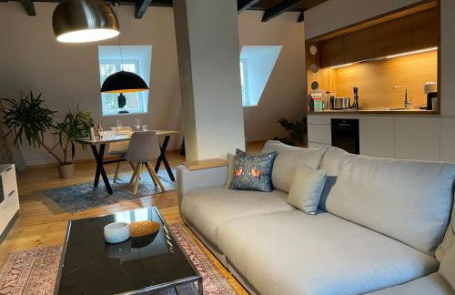 VOH Exklusives Wohnhaus MITTEN in Vohenstrauß, bis 8 Personen!!! - Foto 9