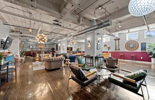 Boho Inspired Loft Awaits You - Foto 13