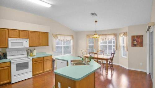 Villages Large 2 bed room 2 bath near shopping - Foto 5