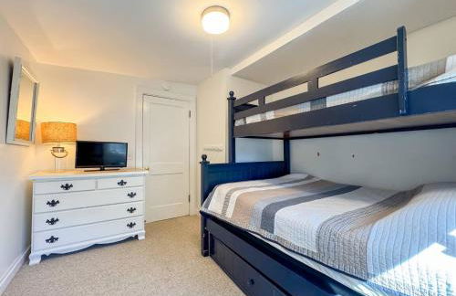 Saco Maine-OceanFront-Family Friendly-Beach Access - Photo 6