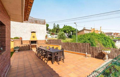 Casa rustica con piscina y jardin - Photo 28