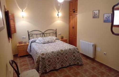 Casa Camille.Villares Elche de la Sierra - Foto 3