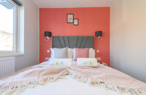 Leeds Stay Private En-Suite Room Shared Kitchen - Pass the Keys - Photo 1