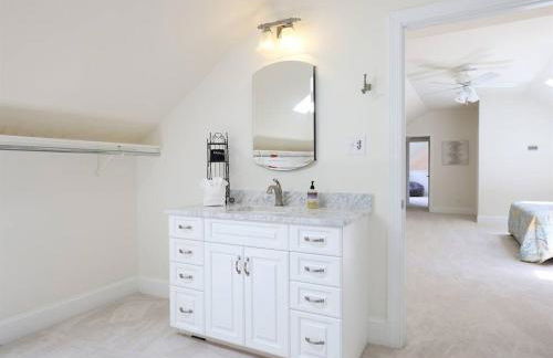 Sunset Point Pool House Close to Duke University - Foto 41