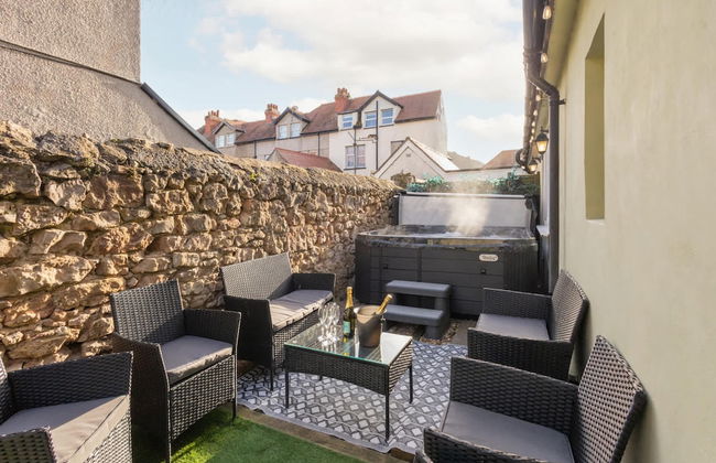 Host Stay The Keep - Photo 33