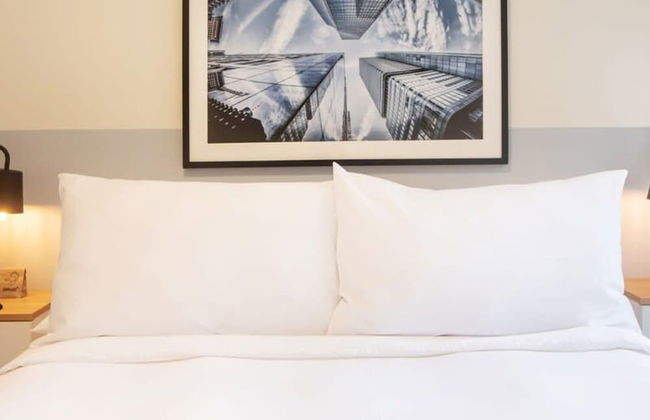 w Spotless 2BR With Balcony in Miraflores - Photo 19